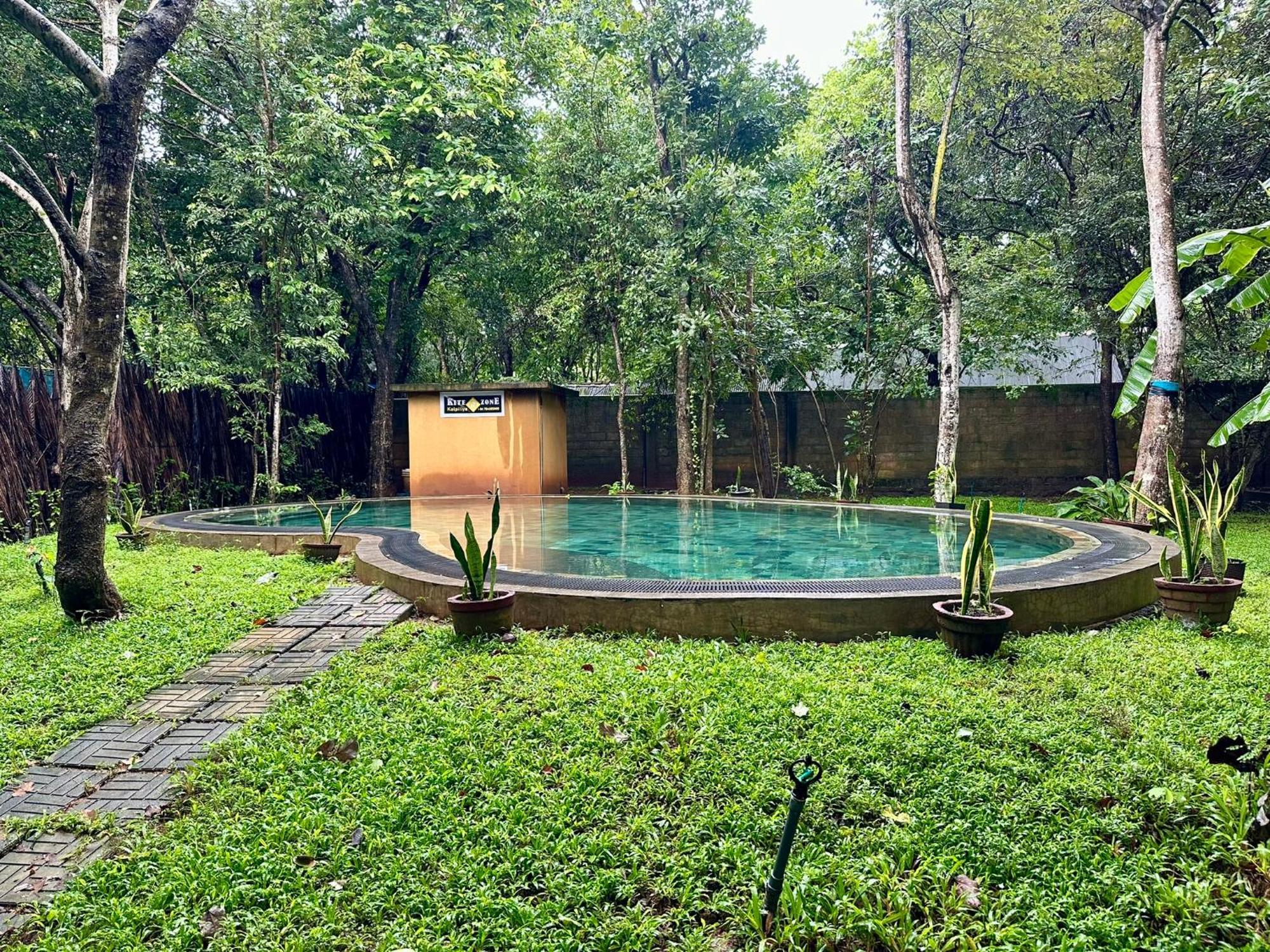 Sat Nam Village Hotel Sigiriya Exterior photo