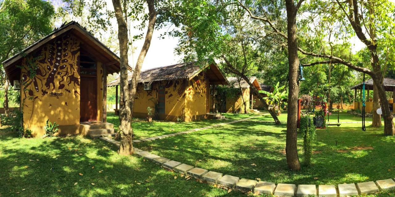 Sat Nam Village Hotel Sigiriya Exterior photo
